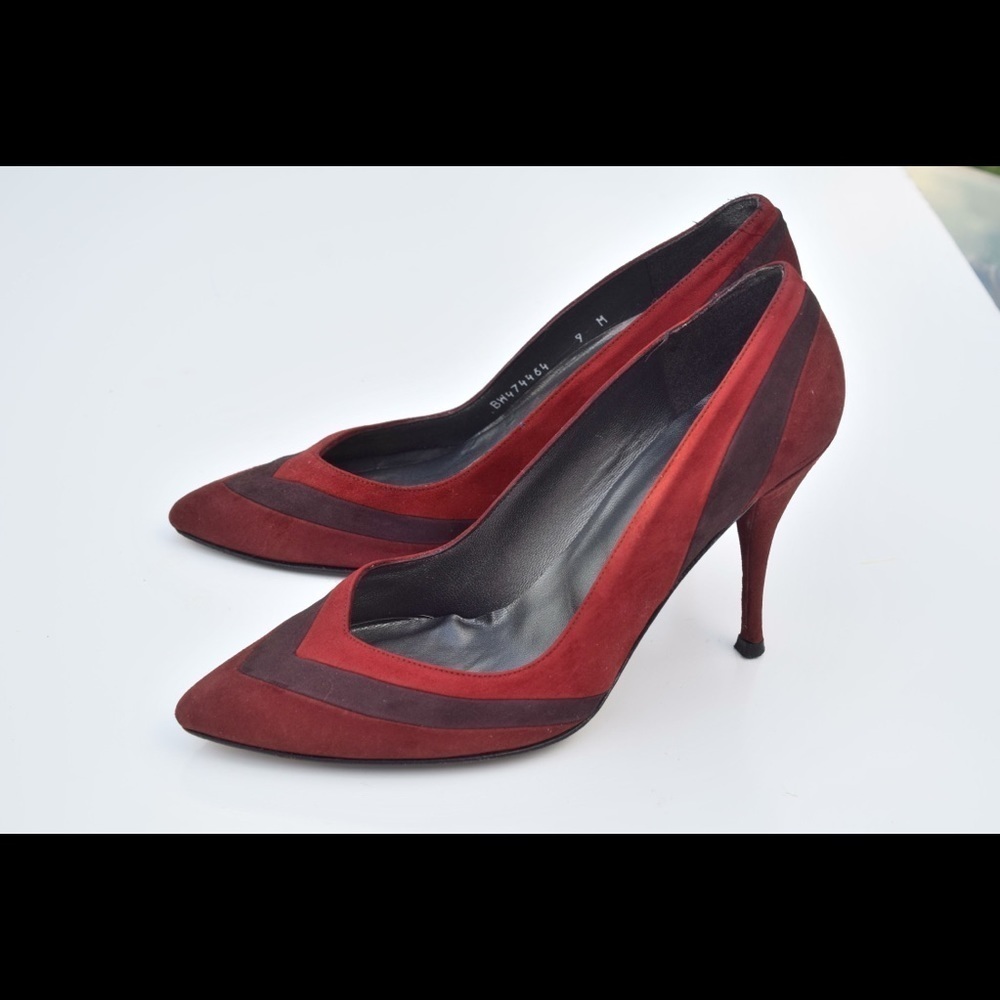 Stuart Weitzman pumps